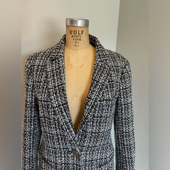 BCBG Maxazria- SZ S Tweed Black Blazer - Picture 3 of 9